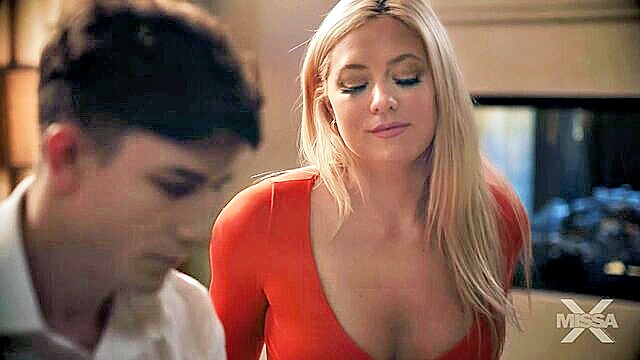 River Lynn, Parker Ambrose - stepsister surprises him with porn