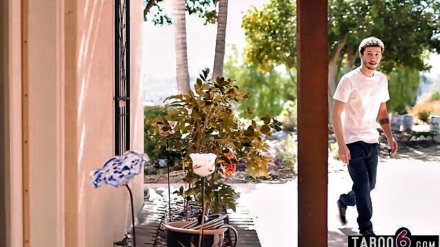 Kimmy Kimm - stepmom and stepson sex