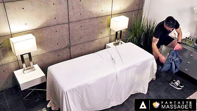 Lauren Phillips - valentina nappis secret massage technique   sex sex videos Fantasy Massage Official