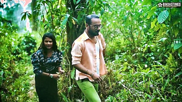 Desi porn star Sudipa enjoys a wild outdoor romp, ending with a mouthful of cum.