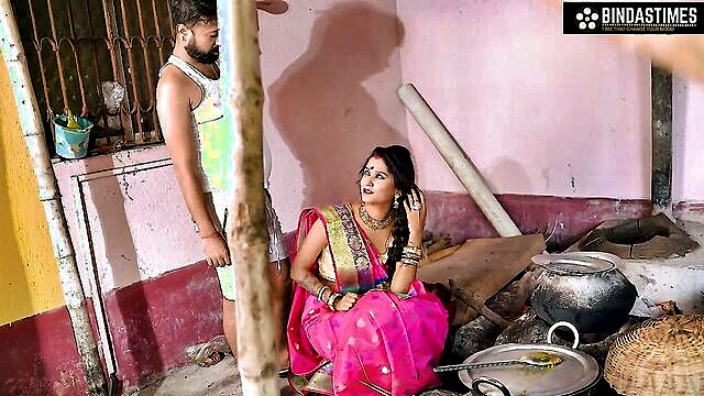 Desi bhabhi Sudipa Bhouji gets pleasure in her intimate area from a Xxx tube videos featuring Indian sex and handsjob.