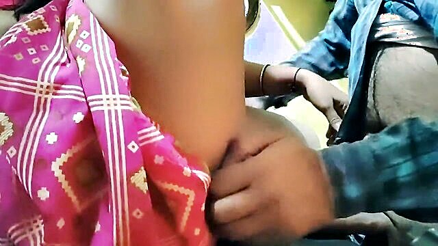 Indian Village Sex, Mumbai Ashu - indian maids room service   desi village girls wild sex Mumbai Ashu