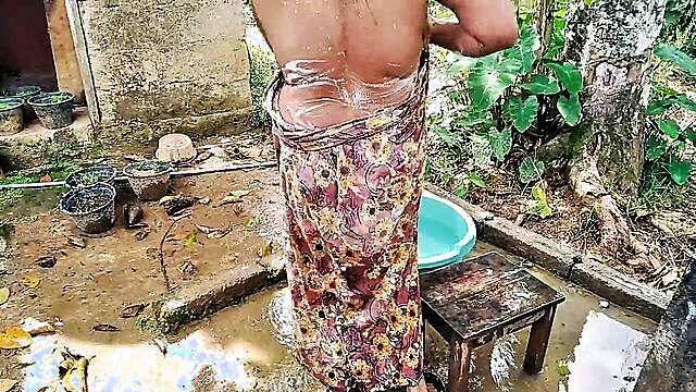 Indian amateur girl flaunts her big natural breasts in a steamy homemade sex tape, adding xxx new video to her collection.