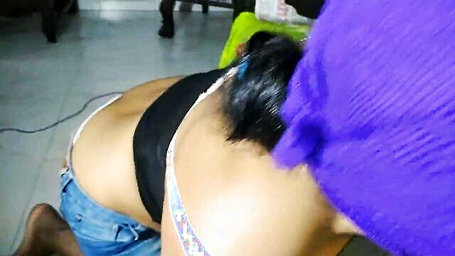 PinkyCouple - sri lankan amateur couple explores desires in intimate home video PinkyCouple