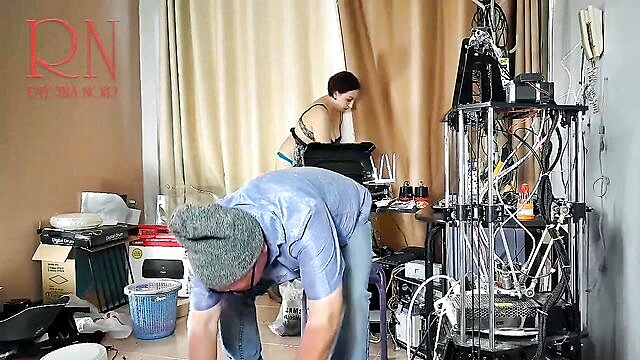 Desi maid - naked maid in office leads to steamy encounter with amateur fucking FapHouse