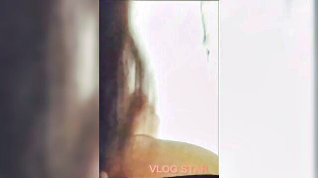 indian twink gets tipped with hardcore sex by delivery guy : Mahipatsengar