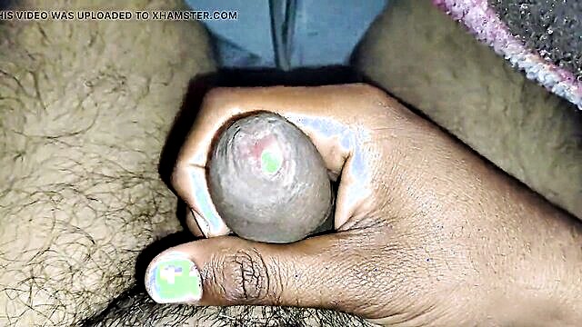 Desi bhabi expertly services a young Indian boy\'s big cock in this sizzling HD video on xxx tube videos.