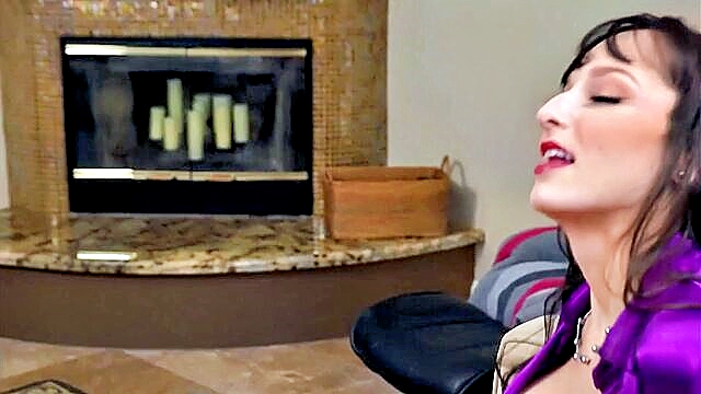 Experience the intense passion of a German MILF with a craving for a big cock in this HD video. Watch as she craves and swallows in a mind-blowing scene.
