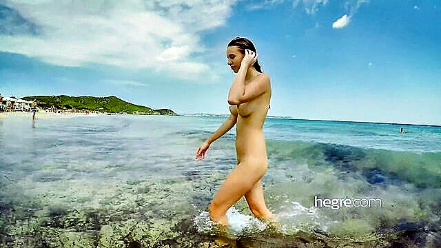 Alisa Amore - alisa teases with 18 year old curves on beach wwwxxx videos Amor