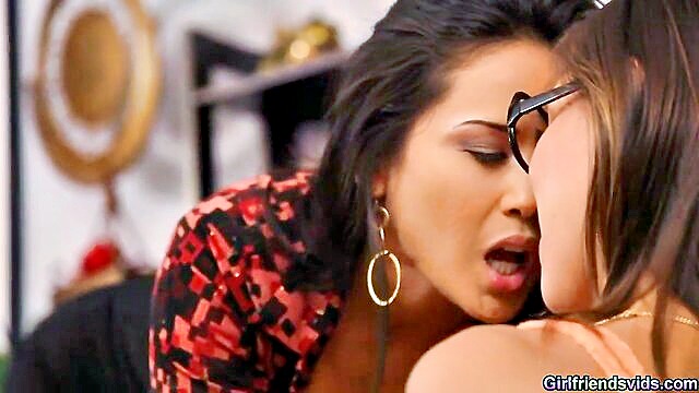 Jessica Bangkok - xxxporn   hot brunette teen jessica bangkok craves for wet and juicy fingering Bang