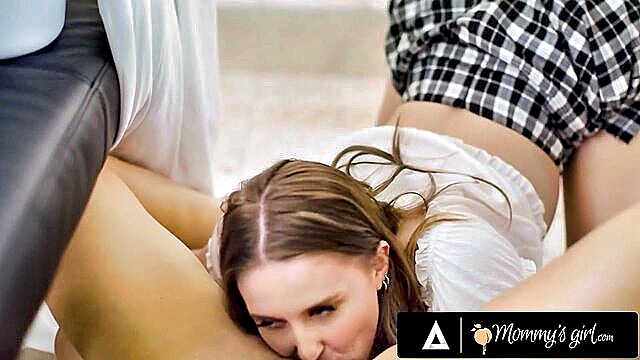 Cory Chase, Laney Grey - snoop and laney explore cory chases stuck pleasure Mommy's Girl