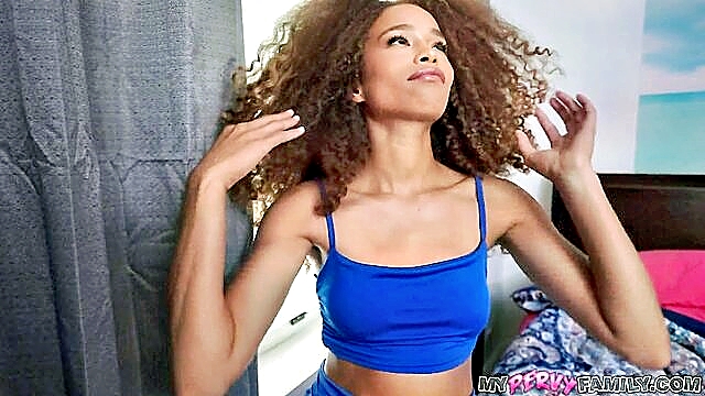 Cecilia Lion, Brick Danger - sexyxxx stepsis cumshot   cecilia lions sensual masturbation