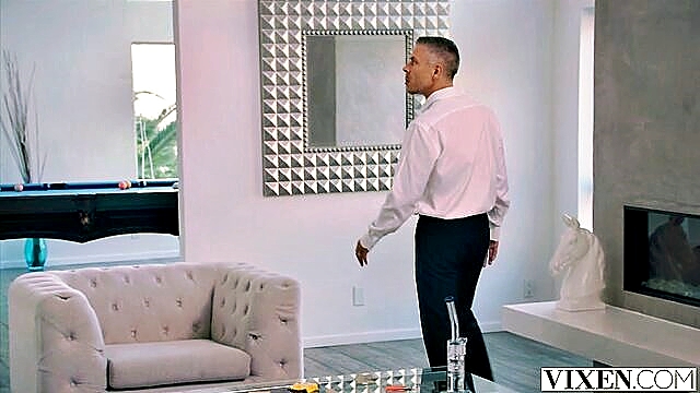 Riley Reid, Teanna Trump - vixen riley reid and teanna trumps wild live show   free porncom Vixen