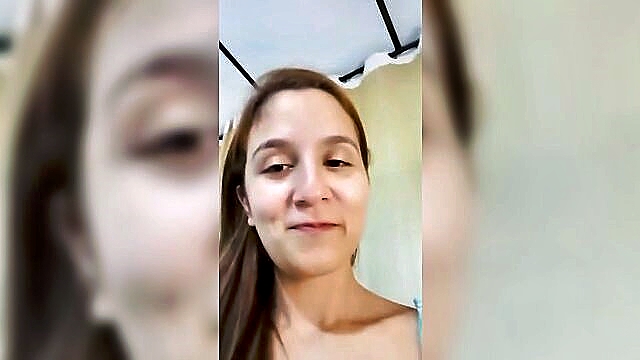 watch latina girl kathiagomezz on cam4 with porn tube videos : spinka_cynthia