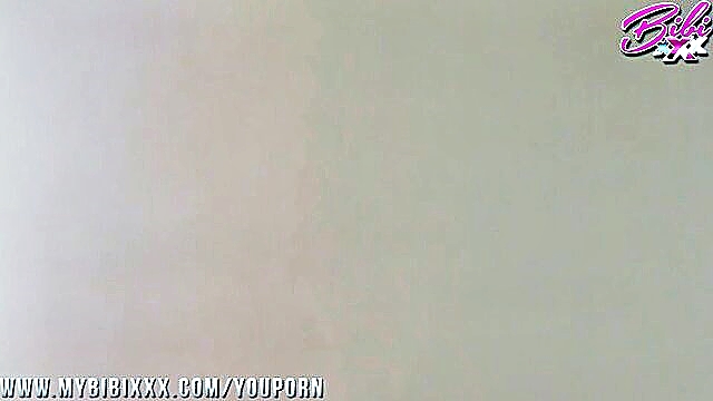 blonde amateur gets creampied on toilet in hd : Mydirtyhobby