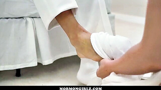 young mormons tight hole filled by a massive shaft : Mormon Girlz