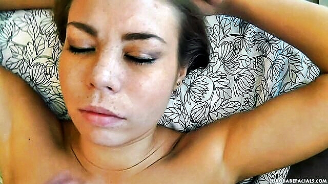 Bonnie Shai - sexy pron crazy girlfriend bonnie shai gives a sloppy blow job in hd