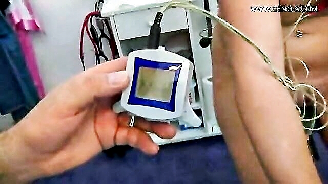 fetish sex with lisa gyno and old gynecologist in gyno clinic : Gyno Clinic