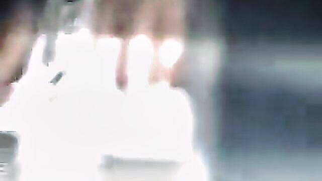 amateur porn video of a naked neighbor spied at the pool : maya_stoltenberg