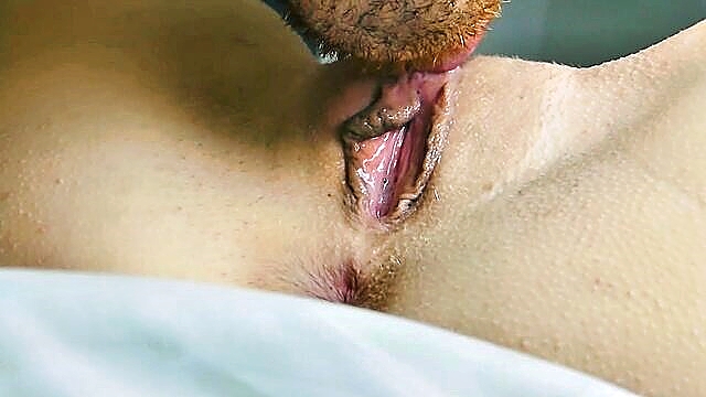 amateur, clit licking, contractions - licking clit and real wet orgasm for teens 18+   hd porn