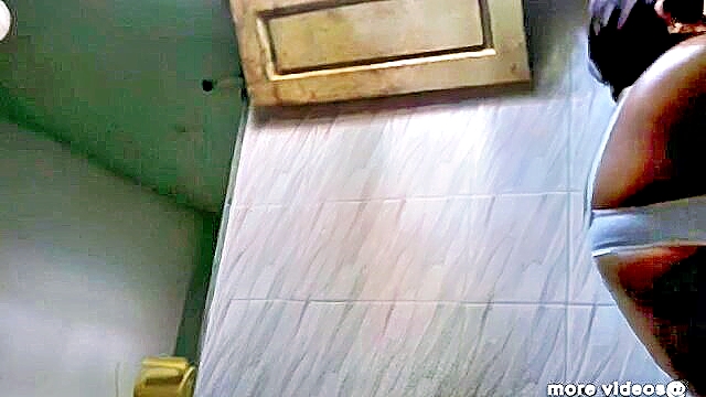 desi maid solo porn   sarithas bath time   xxx com hd : adolfo_mosciski