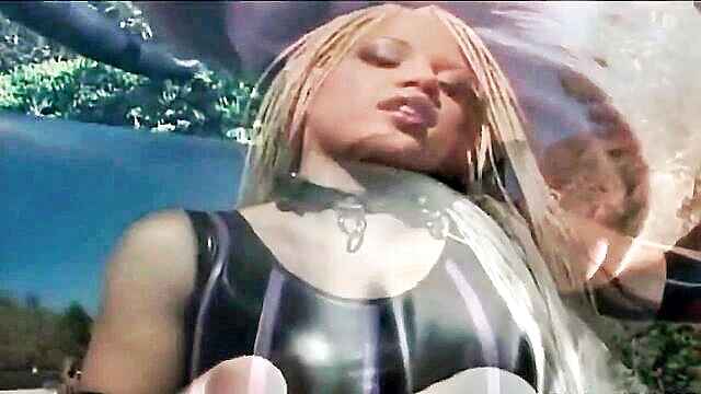 Velvet Rose, Rose - latex slut velvet rose gets wild in outdoor foot fetish sex dietrich_sonia