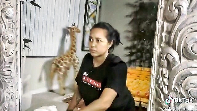 sensual tiktok wipe challenge leads to nude reveal : eichmann_rosa