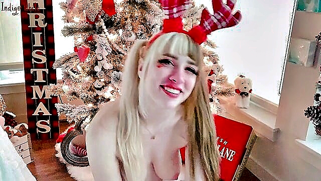 Indigo White - santas helper delivers a reindeer for a steamy encounter