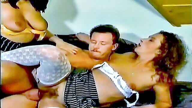 Tina Ray - vintage porn sperma rush with tina ray and crew muriel_larson