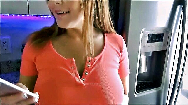 sexy babe shows off her big ass and nice tits in wild doggy style : Ts