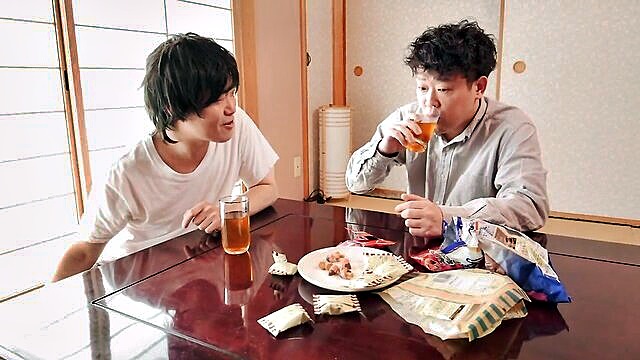 Shota Chisato - beautiful milf shota chisatos intimate moment with sons friend Jukujosukidesu