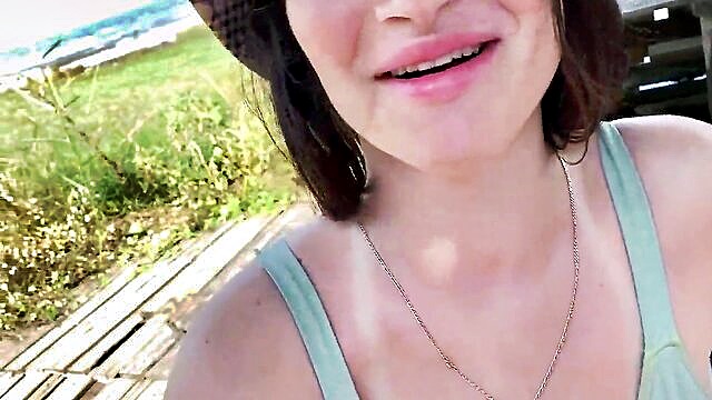 country teens cock skills   olivia moores public surprise : Olivia Moore