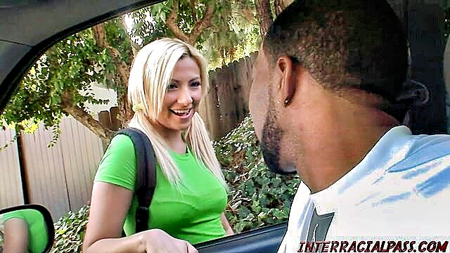 young girl experiences big black cock for the first time in hd xxx porn hot : InterracialPass