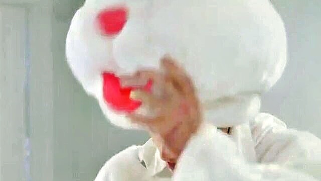 Wild Easter bunny action with dream celebrity couple - big tits mom and teen with big ass. Xxx prone cartoon fun!