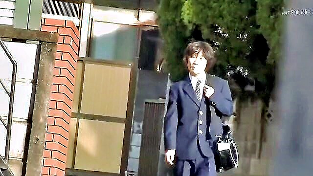 Aki Sasaki - japanese stepmoms request leads to erotic encounter