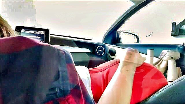 verga, mejor amiga, cumshot - new xxx video   best friends boyfriends dick in car