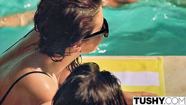 Leah Gotti, Keisha Grey - best friends keisha grey and leah gottis wild anal adventure Tushy