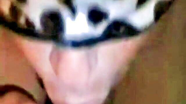 oral, amateur, blowjob - blindfolded bbw wife gives a sensual and erotic homemade blowjob wwwxxxcom