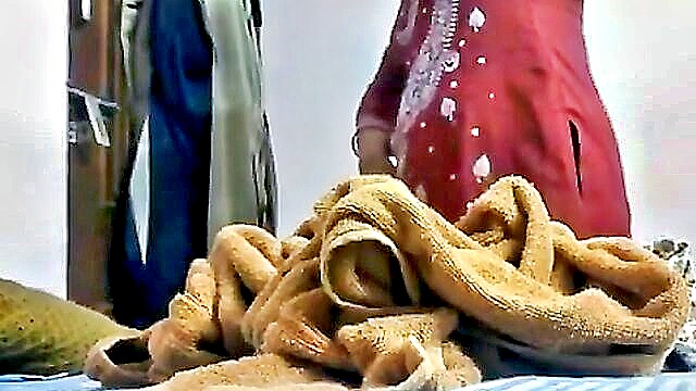 chubby indian womans intimate moments caught on hidden camera : bartell_josiah
