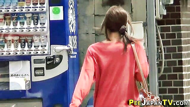 asian pissing on street in public captured secretly : Piss Japan TV