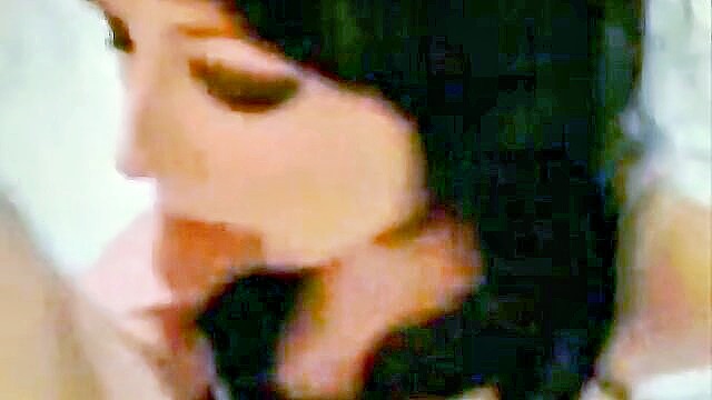 Amy - latest porn amy emos early morning oral delight
