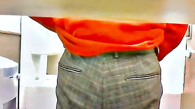 VIP - peek into a luxurious restroom at a famous coffee shop in this steamy video cwolff
