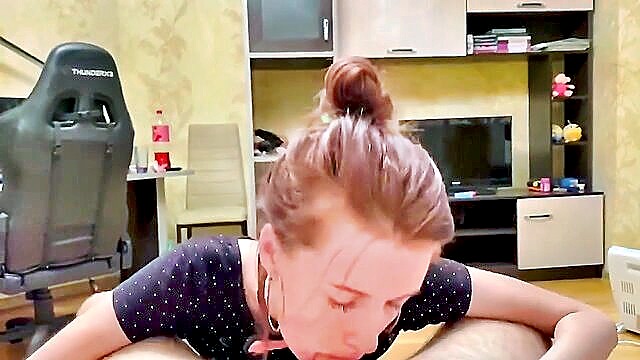 russian redhead in glasses gives amateur blowjob in cute outfit : spencer_adela