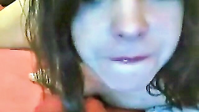 Emma - emma wildes homemade video of self pleasure with a zucchini in hd macacam