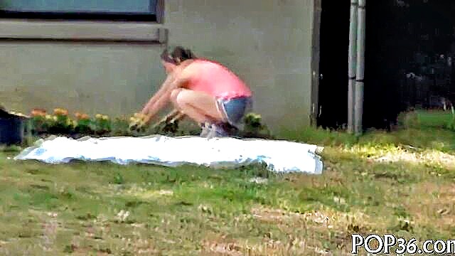 hot teen screams with pleasure from mature cock : tube5zlut