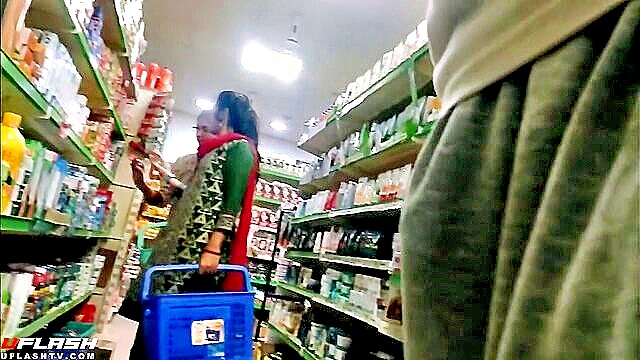 indian amateur porn video featuring bulge watching : micah_sauer