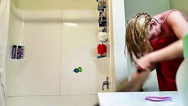 blonde gfs intimate shower recorded in hd : lempi_jerde