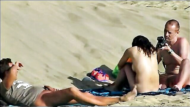 experience magic at the beach with thesandflys voyeuristic hd video : theSandfly.com